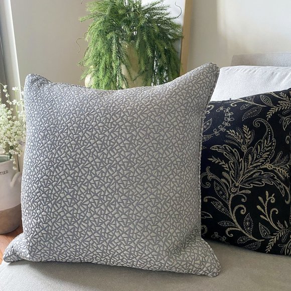 (Set of x2) Light Embroidered Patterned Oversized 20" Inches Sq - Accent - Picture 3 of 11